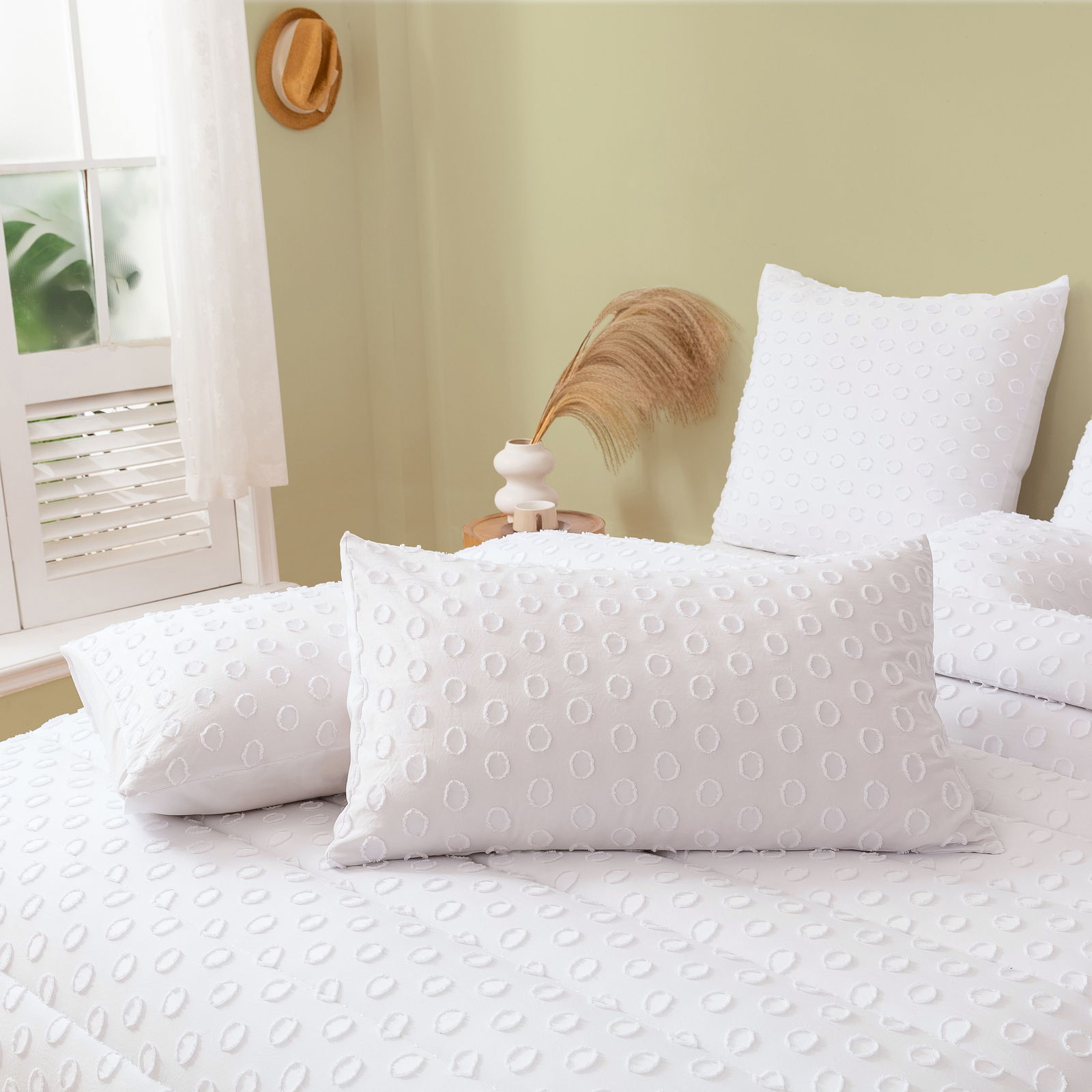 Dreamaker Haven Spot 6 Piece Comforter Set White - Picture 34 of 40