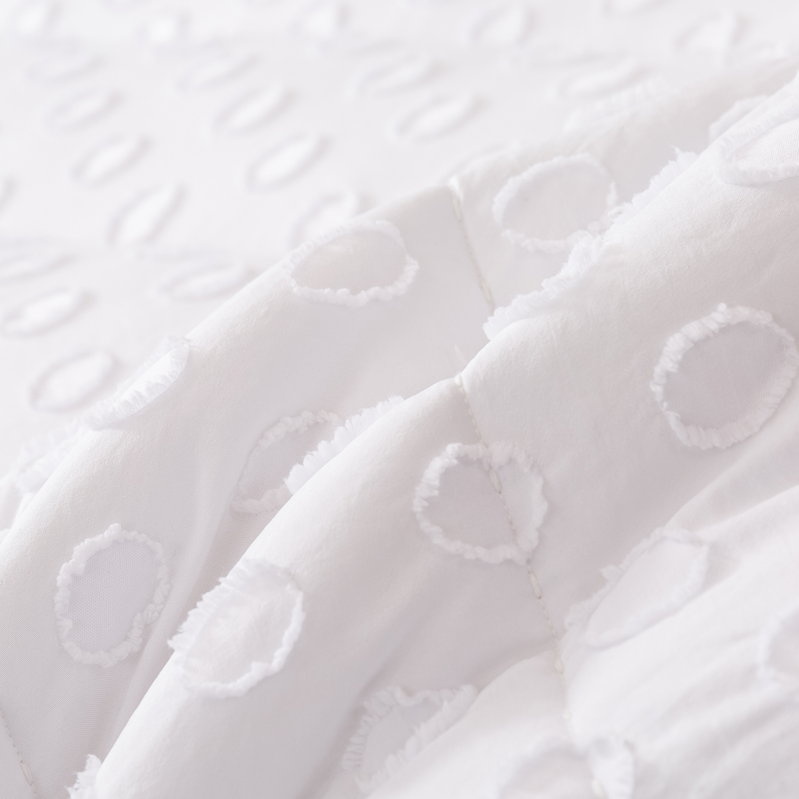 Dreamaker Haven Spot 6 Piece Comforter Set White - Picture 25 of 40