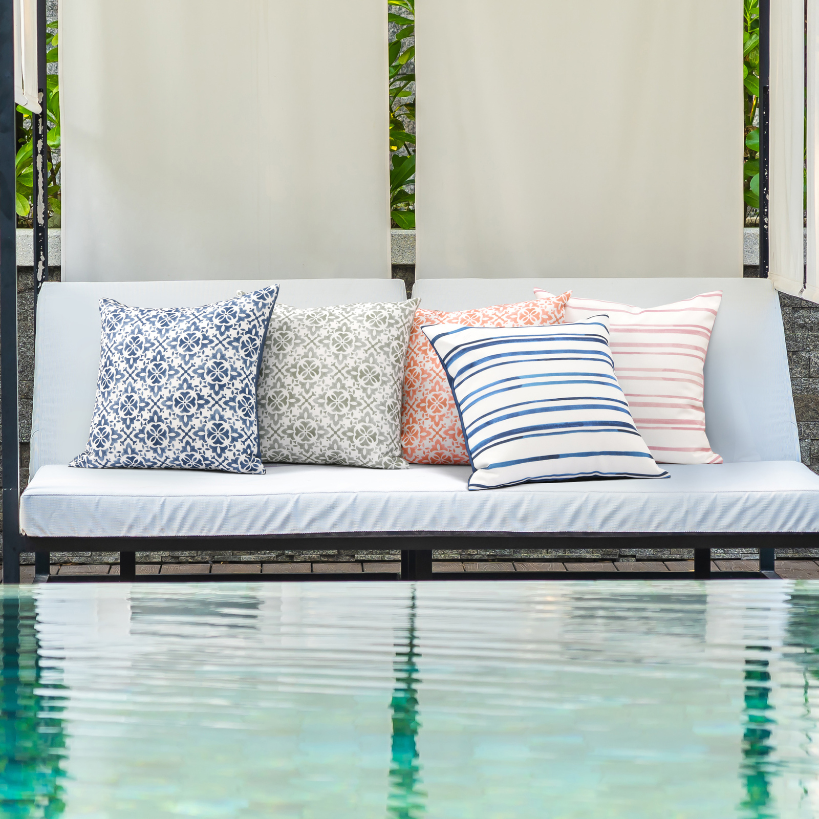 Vibes Morocco Printed Outdoor Cushion 50 x 50cm - Blue